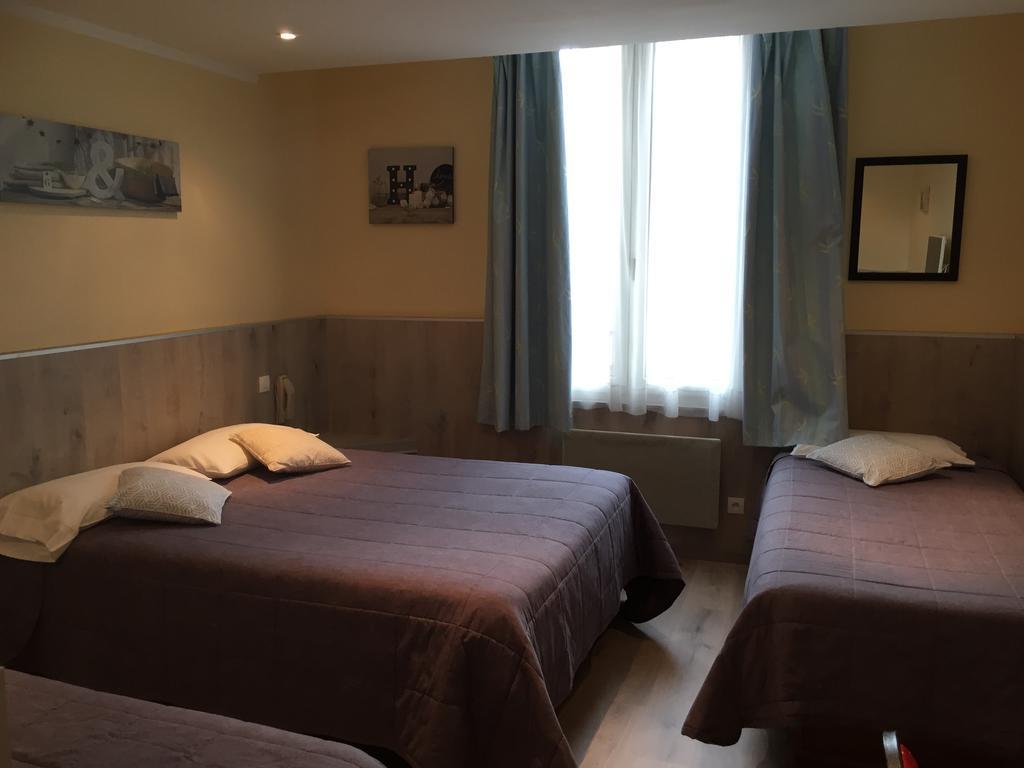 Hotel&Restaurant Le Cardinal Poix-de-Picardie Extérieur photo